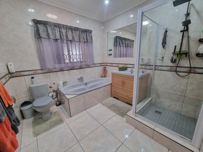 4 Bedroom Property for Sale in Florentia Gauteng