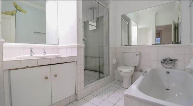 2 Bedroom Property for Sale in Saxonwold Gauteng