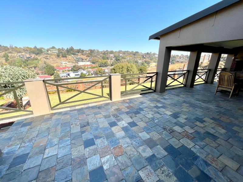 3 Bedroom Property for Sale in Kenmare Gauteng