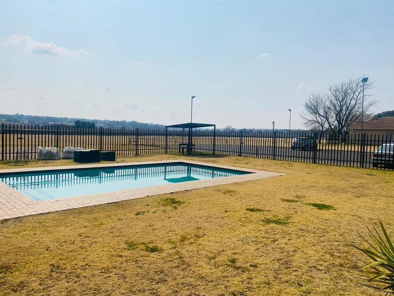 To Let 2 Bedroom Property for Rent in Elspark Gauteng
