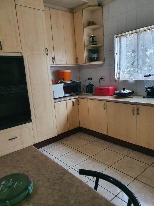 3 Bedroom Property for Sale in Florida Lake Gauteng