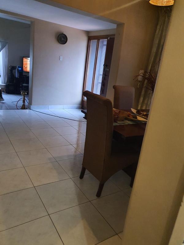 3 Bedroom Property for Sale in Florida Lake Gauteng