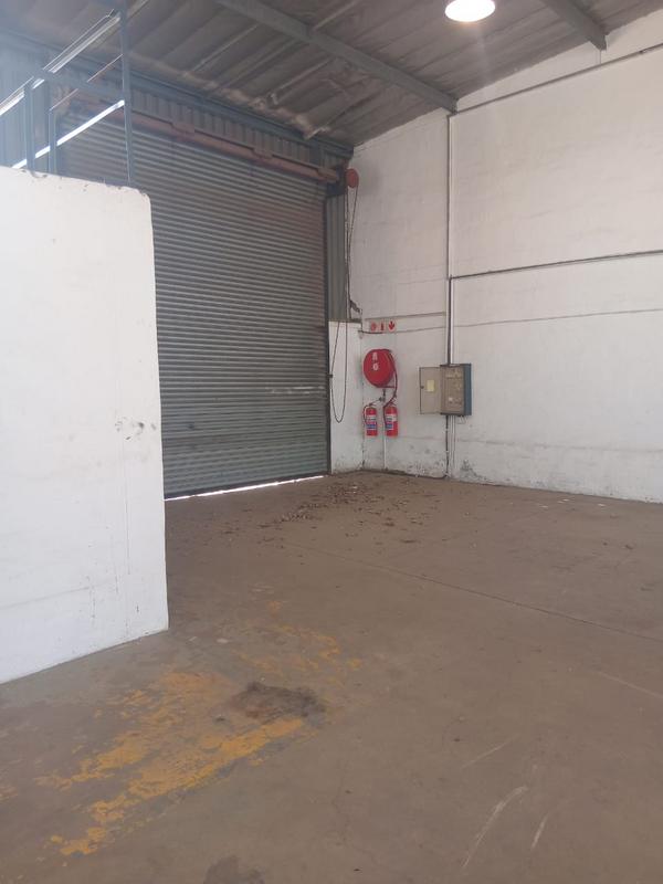 To Let commercial Property for Rent in Benrose Gauteng