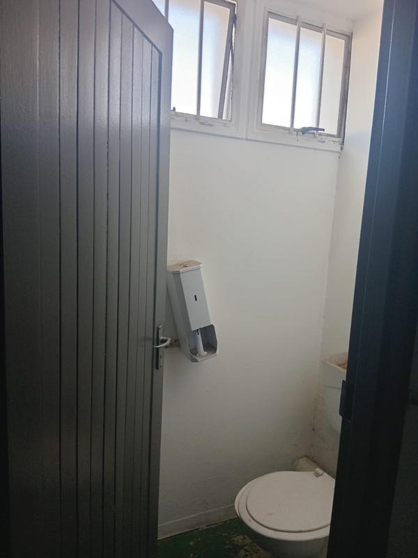To Let commercial Property for Rent in Benrose Gauteng