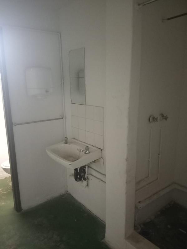 To Let commercial Property for Rent in Benrose Gauteng