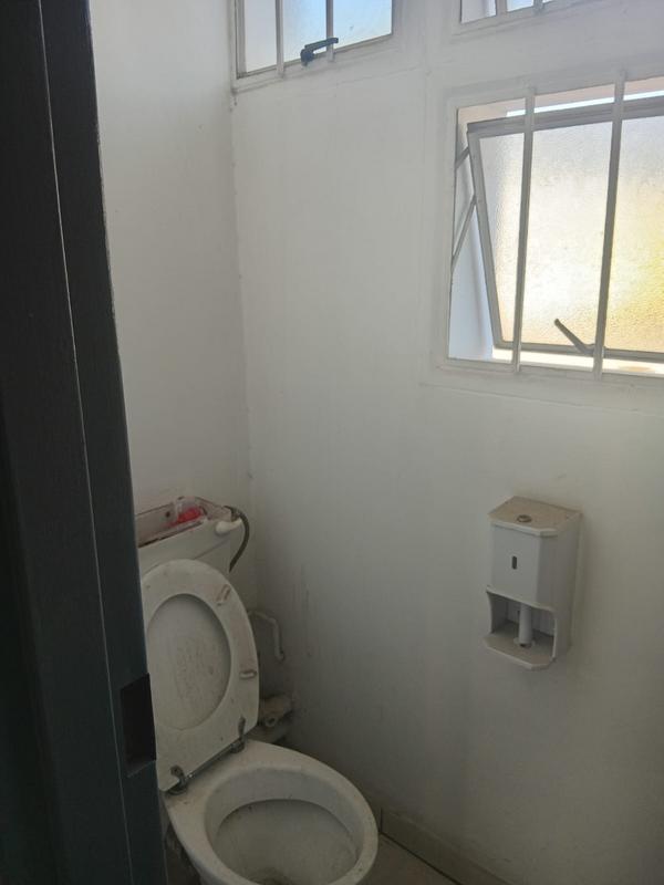 To Let commercial Property for Rent in Benrose Gauteng