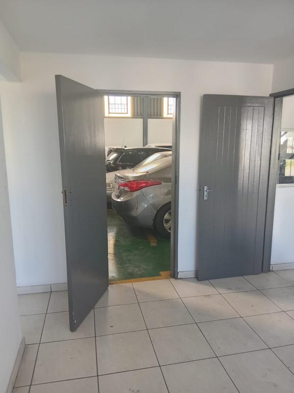 To Let commercial Property for Rent in Benrose Gauteng