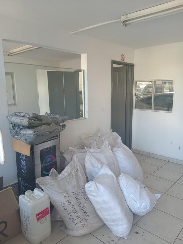 To Let commercial Property for Rent in Benrose Gauteng