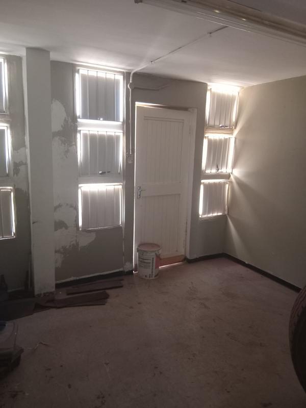 To Let commercial Property for Rent in Benrose Gauteng
