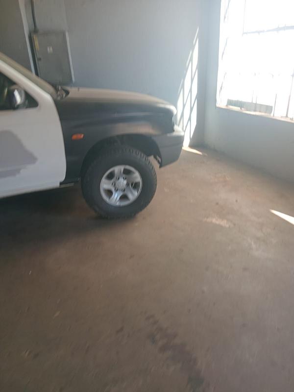 To Let commercial Property for Rent in Benrose Gauteng