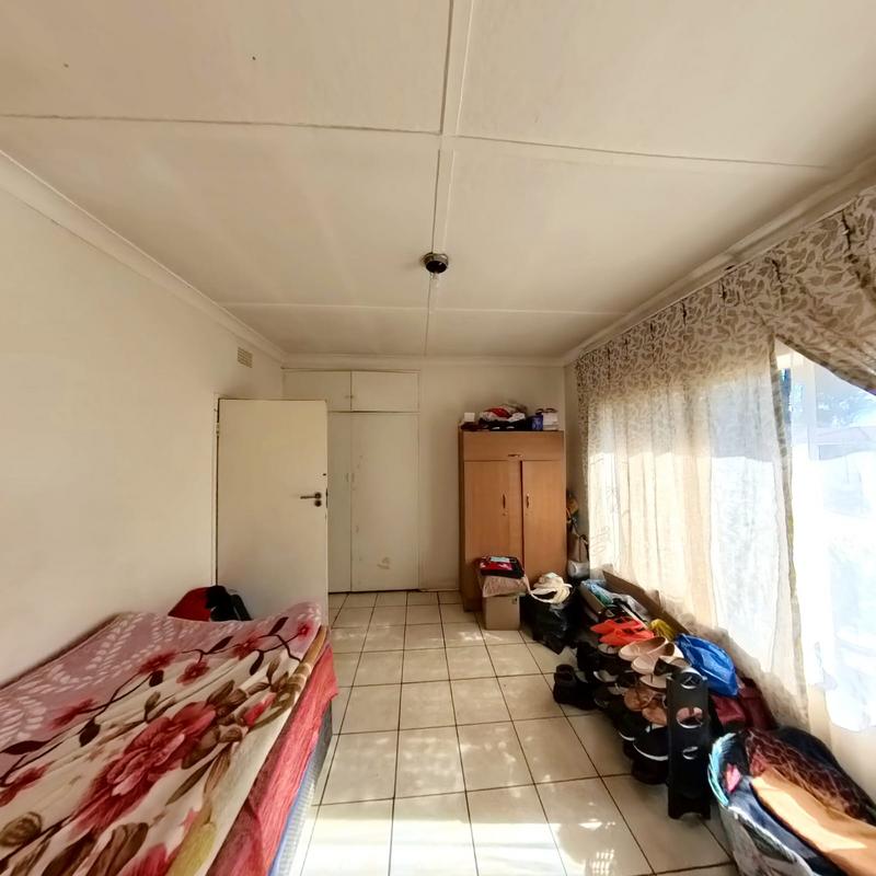 5 Bedroom Property for Sale in Birchleigh Gauteng
