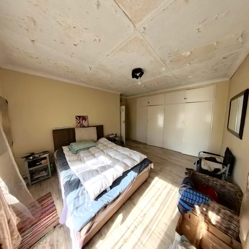 5 Bedroom Property for Sale in Birchleigh Gauteng