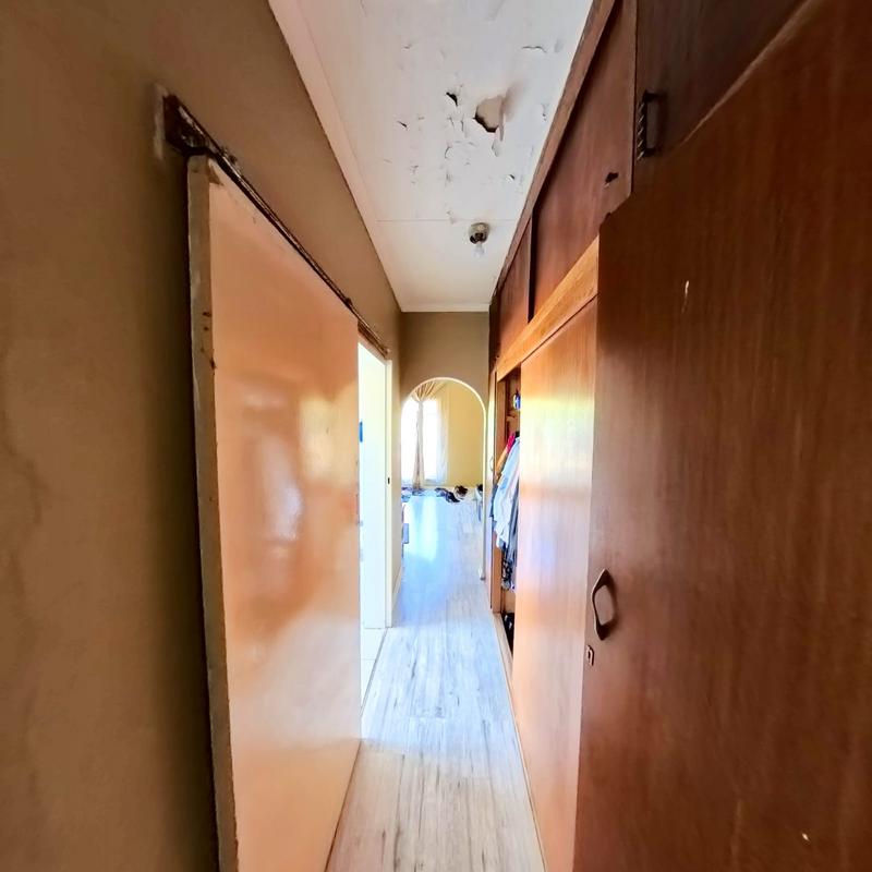 5 Bedroom Property for Sale in Birchleigh Gauteng
