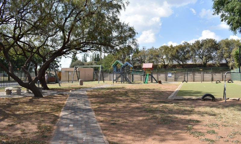 To Let 1 Bedroom Property for Rent in Boksburg North Gauteng