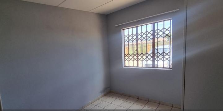 2 Bedroom Property for Sale in Dawn Park Gauteng
