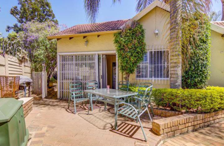 8 Bedroom Property for Sale in Van Riebeeck Park Gauteng