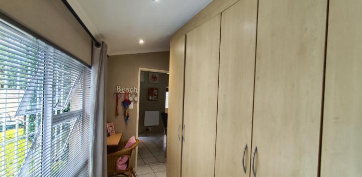 8 Bedroom Property for Sale in Van Riebeeck Park Gauteng