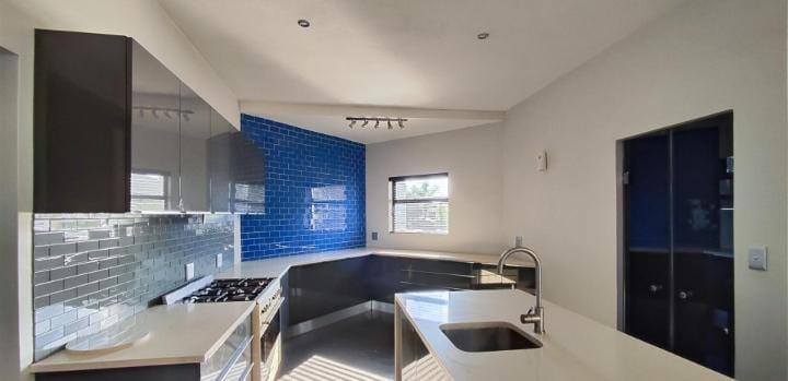 5 Bedroom Property for Sale in Glen Erasmia Gauteng