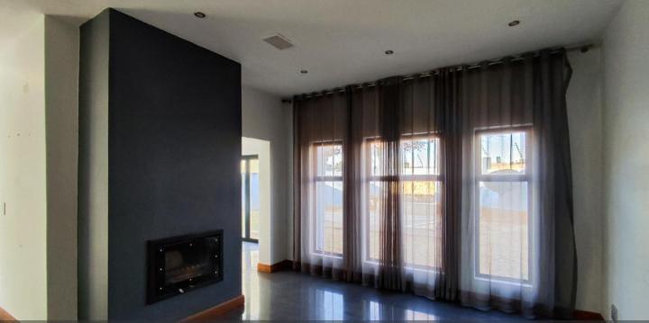 5 Bedroom Property for Sale in Glen Erasmia Gauteng