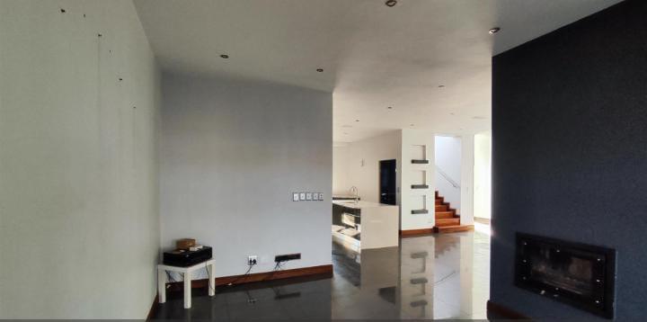 5 Bedroom Property for Sale in Glen Erasmia Gauteng