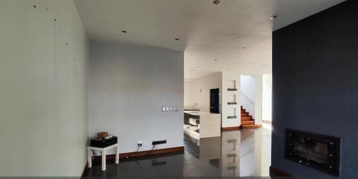 5 Bedroom Property for Sale in Glen Erasmia Gauteng