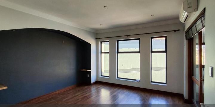 5 Bedroom Property for Sale in Glen Erasmia Gauteng