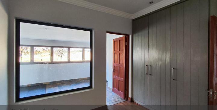 5 Bedroom Property for Sale in Glen Erasmia Gauteng