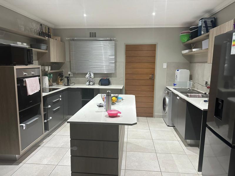 3 Bedroom Property for Sale in Johannesburg Gauteng