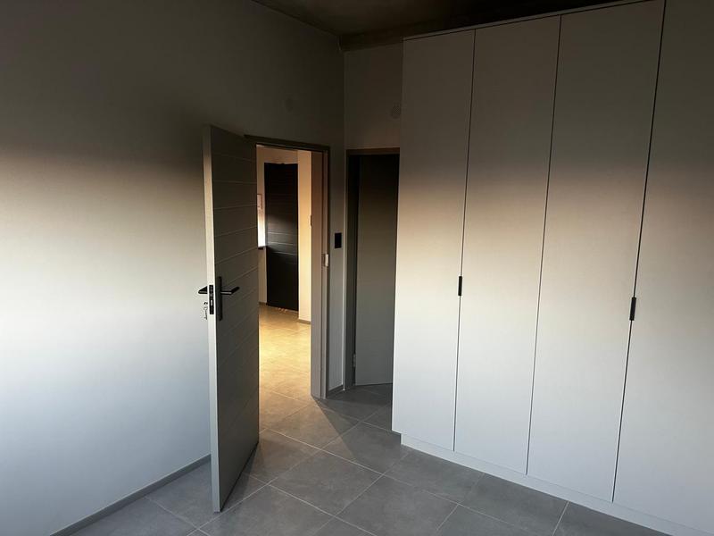 To Let 1 Bedroom Property for Rent in Waterkloof Ridge Gauteng