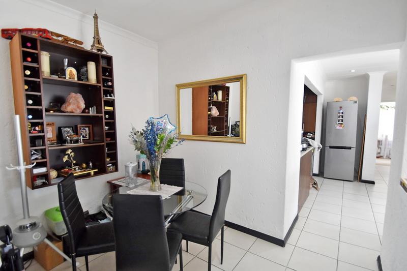 To Let 2 Bedroom Property for Rent in Morningside Gauteng