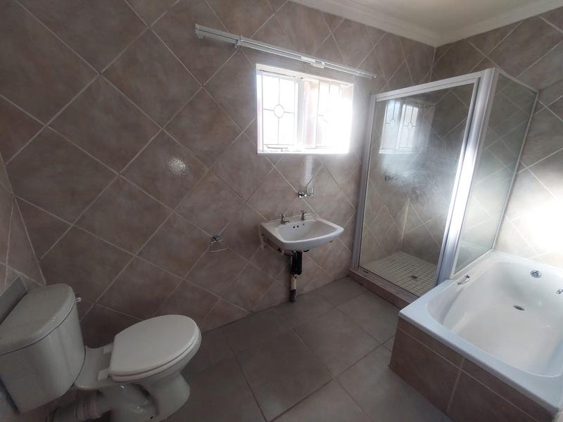 To Let 2 Bedroom Property for Rent in Laudium Gauteng