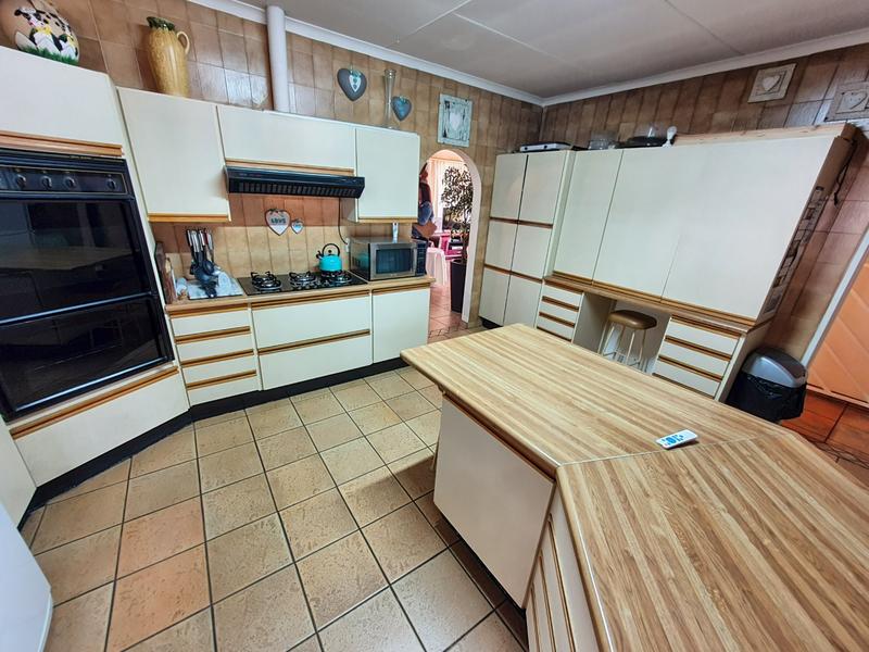 3 Bedroom Property for Sale in Dorandia Gauteng
