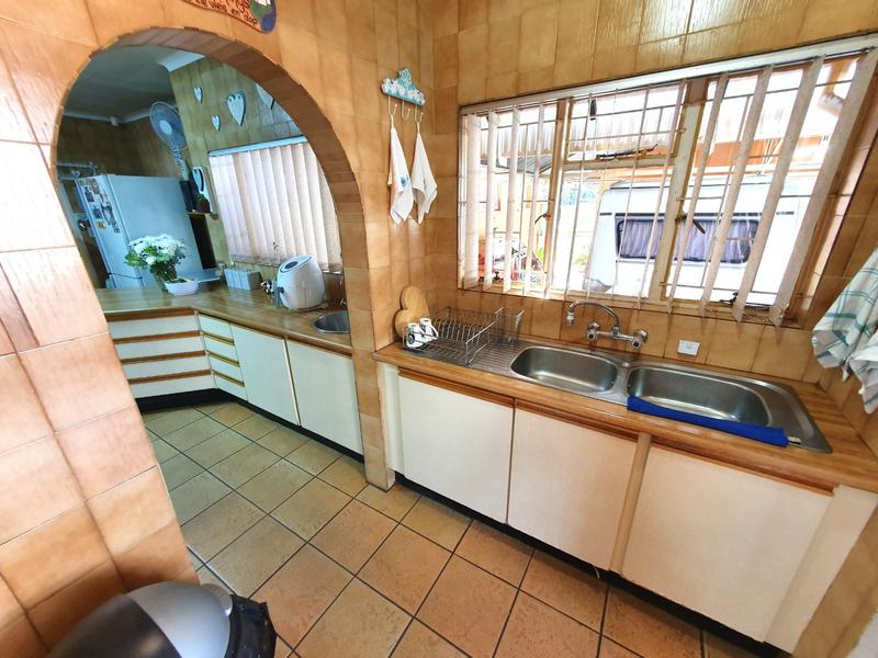 3 Bedroom Property for Sale in Dorandia Gauteng