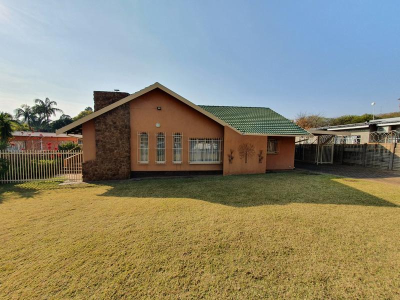 3 Bedroom Property for Sale in Dorandia Gauteng