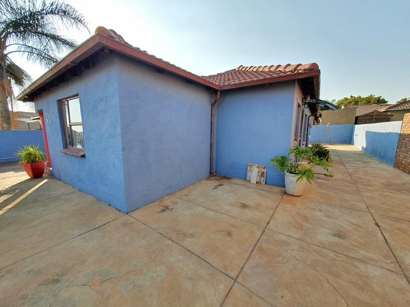 3 Bedroom Property for Sale in The Orchards Gauteng