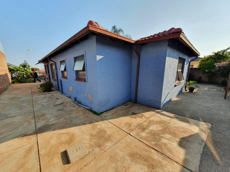 3 Bedroom Property for Sale in The Orchards Gauteng