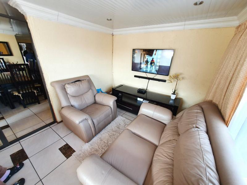 3 Bedroom Property for Sale in The Orchards Gauteng