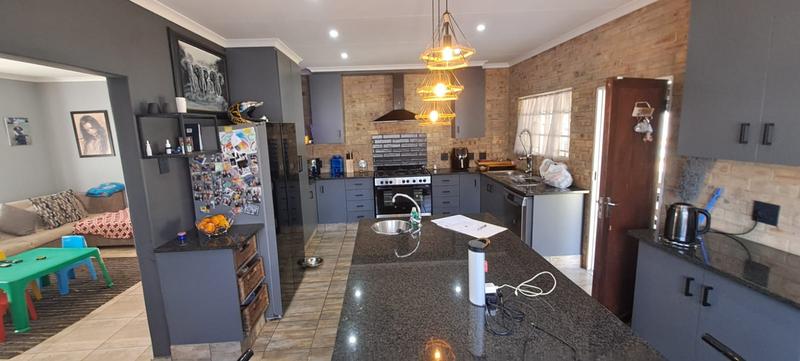 3 Bedroom Property for Sale in Parkrand Gauteng