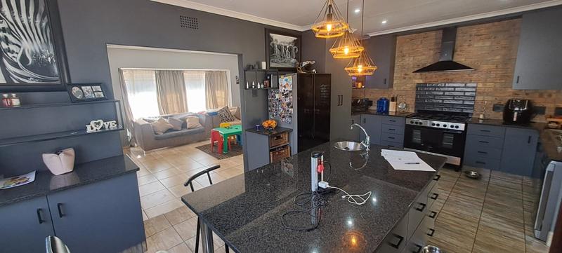 3 Bedroom Property for Sale in Parkrand Gauteng