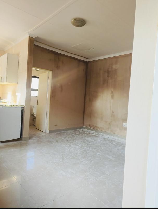 To Let 1 Bedroom Property for Rent in Kensington Gauteng