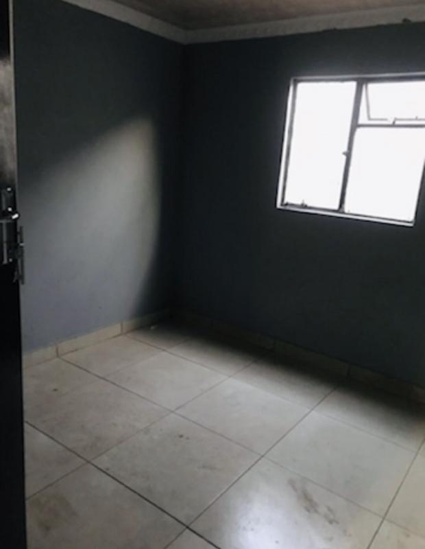 To Let 1 Bedroom Property for Rent in Kensington Gauteng
