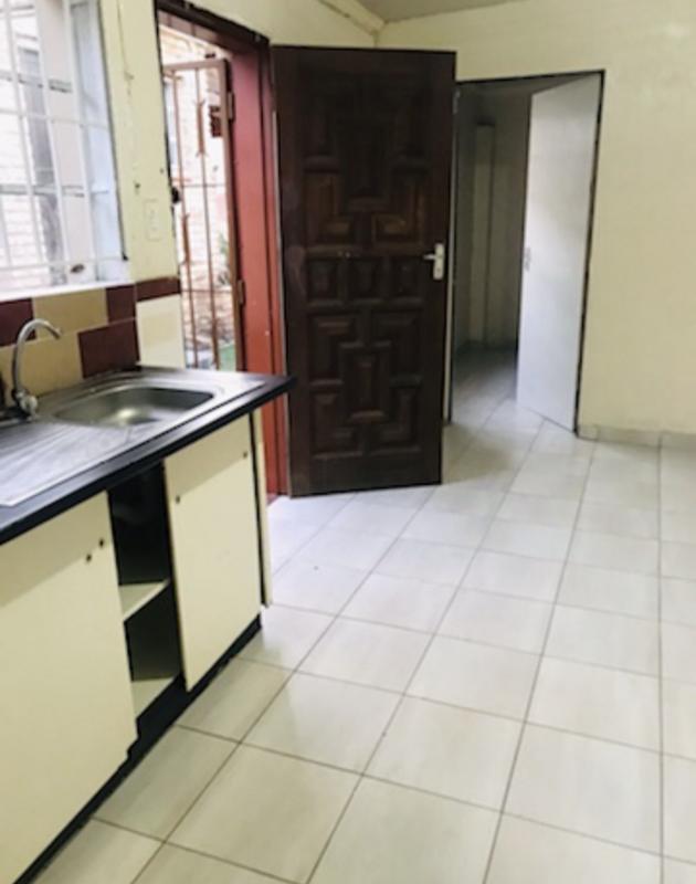 To Let 1 Bedroom Property for Rent in Kensington Gauteng