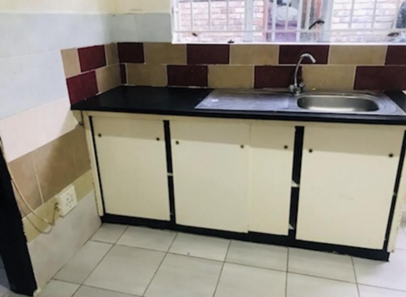 To Let 1 Bedroom Property for Rent in Kensington Gauteng