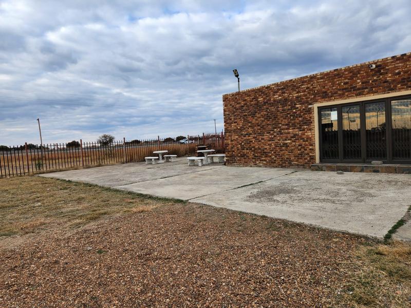 To Let 1 Bedroom Property for Rent in Diepkloof Zone 4 Gauteng