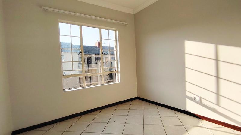 To Let 2 Bedroom Property for Rent in Noordwyk Gauteng
