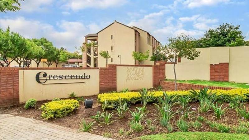 To Let 2 Bedroom Property for Rent in Noordwyk Gauteng