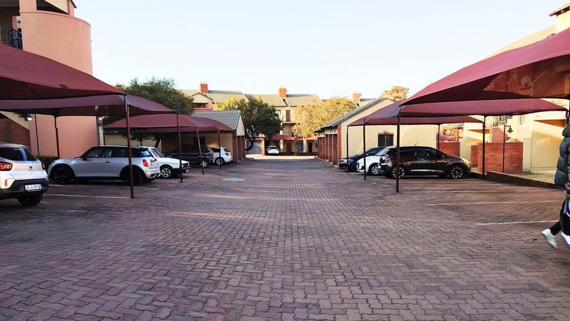 To Let 2 Bedroom Property for Rent in Noordwyk Gauteng