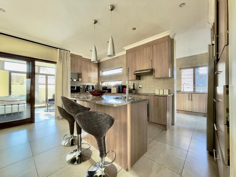3 Bedroom Property for Sale in Thatchfield Close Gauteng