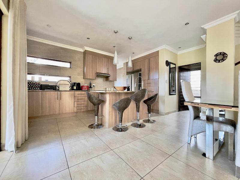 3 Bedroom Property for Sale in Thatchfield Close Gauteng