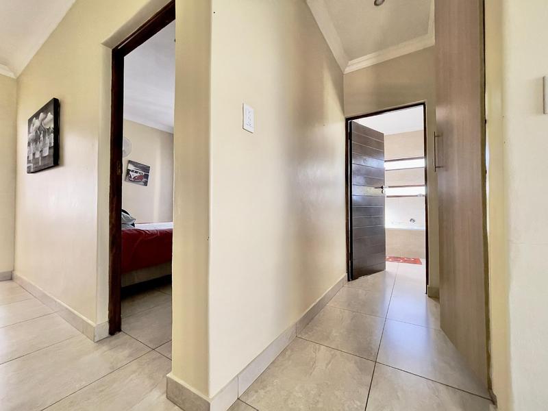 3 Bedroom Property for Sale in Thatchfield Close Gauteng